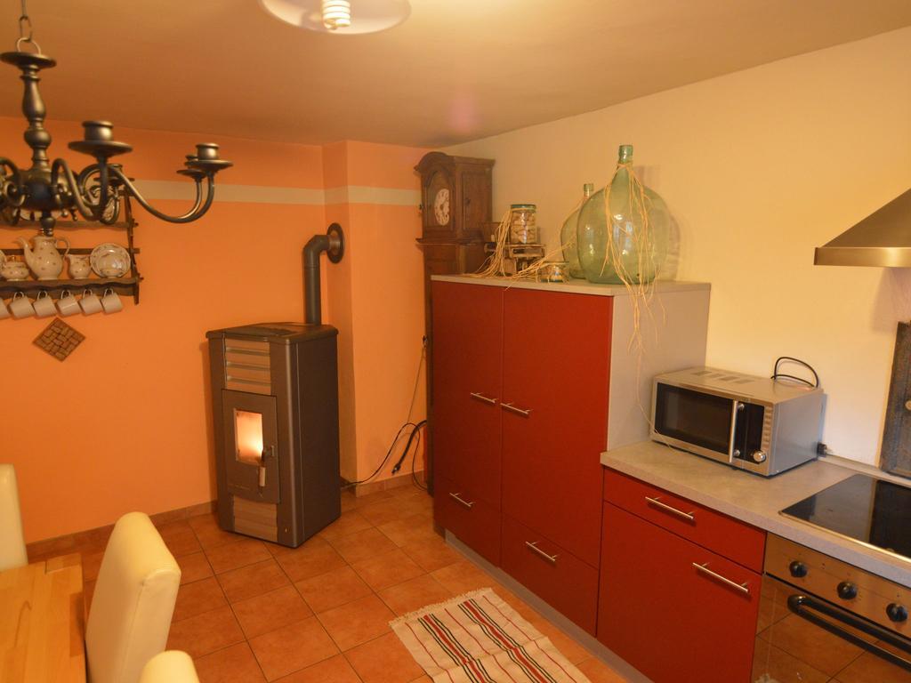 Charming Holiday Home In Neumagen Dhron Экстерьер фото